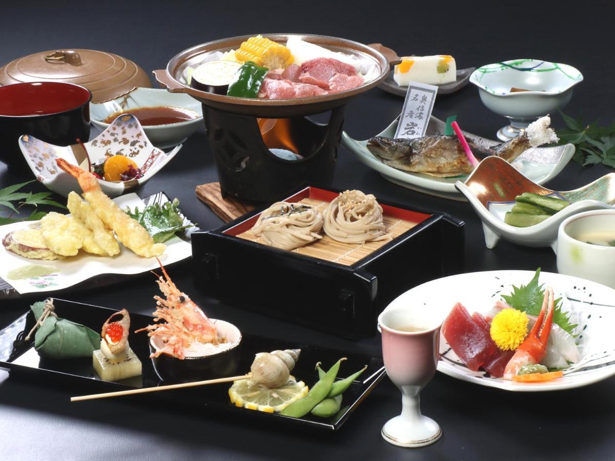 Hotel Omodaka Yamanouchi  Esterno foto